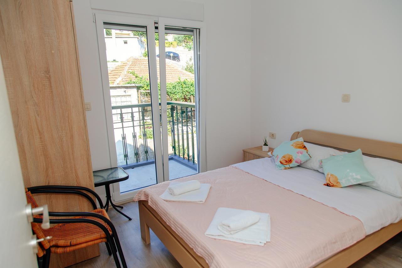 Apartmani Mozaici 里桑 外观 照片