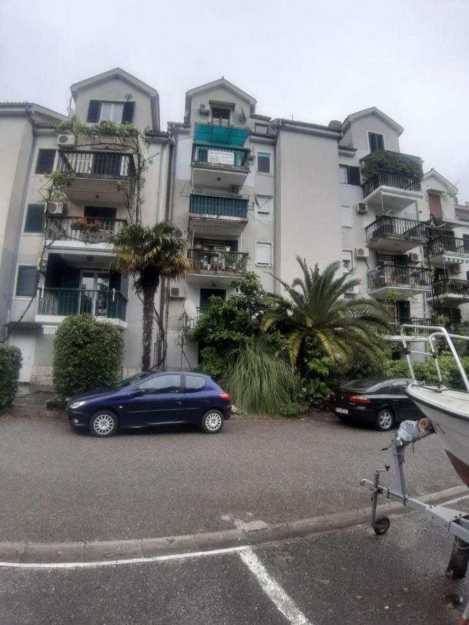 Apartmani Mozaici 里桑 外观 照片